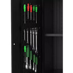 Armoire de rangement de garage avec roues et panneau perforé, armoire de rangement métallique verrouillable de 72 po de hauteur avec 2 portes et 4 étagères réglables pour atelier de garage